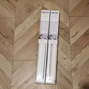 DKNY Roller Blind / Shade